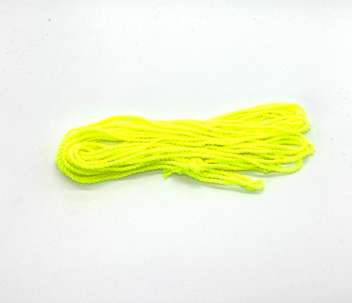 Bundle of OFFSET Professional Yoyo String laid flat on a white background [hover]